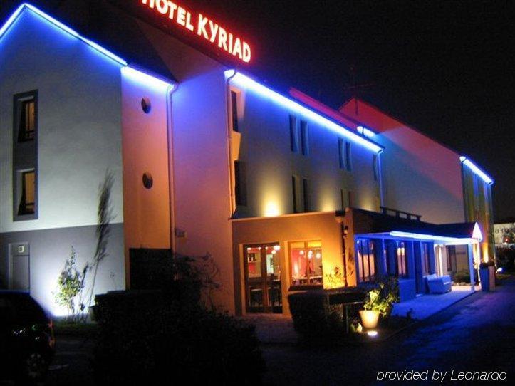 Kyriad Tours Sud - Chambray Les Tours Kültér fotó