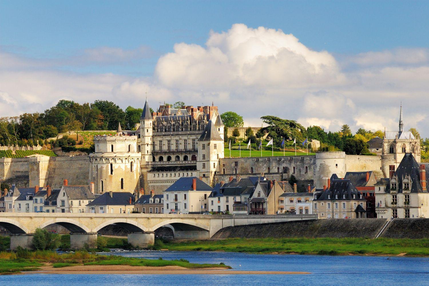 Kyriad Tours Sud - Chambray Les Tours Kültér fotó